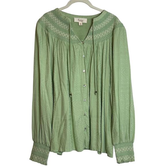 Nurture by Westbound Womens Blouse 2X Green Smocked Yoke Textured Rayon NEW - Picture 1 of 8